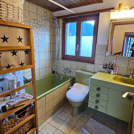 Half Chalet 2 Min From Ski Bus *